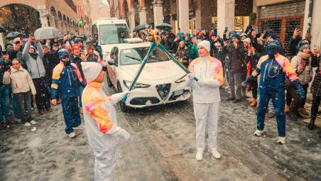 Cesena. La neve non spegne l’entusiasmo per la fiaccola olimpica. FOTOGALLERY Zanotti