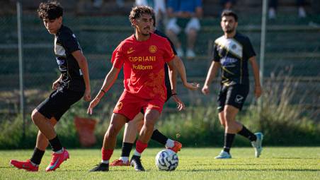 Il centrocampista giallorosso Alessio Rizzo nel test di ieri ad Acquapartita (Chianese)