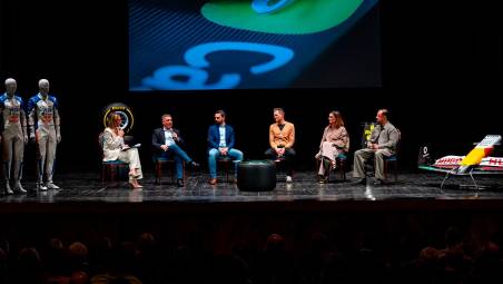 Formula Uno, a Faenza teatro Masini gremito per “Racing Bulls F1 Talk”