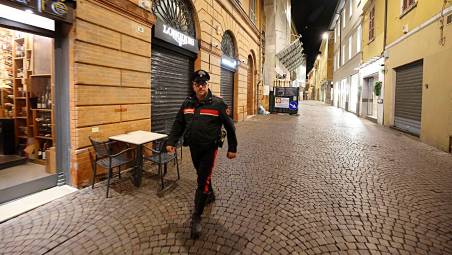 L’intervento delle forze dell’ordine martedì sera dopo l’accoltellamento in centro