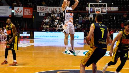Tommaso Pinza è tornato ad allenarsi in palestra e domenica a Brindisi ci sarà foto FABIO BLACO