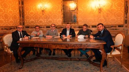 La firma dell’accordo