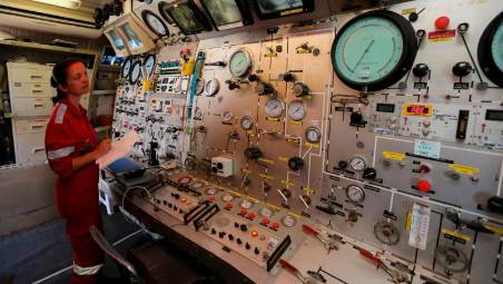 Lavoratori della Rana Subsea impegnati in piattaforme