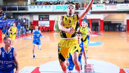 Ivan Kucan, guardia Virtus Imola (foto Mauro Monti)