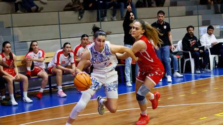 Sara Ronchi ha segnato 9 punti nella trasferta di Ancona (foto mmph)