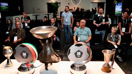 Alcuni protagonisti del primo Stadium Tour andato in scena ieri (foto Rega)
