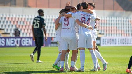 La squadra giallorossa fa festa al Moccagatta
