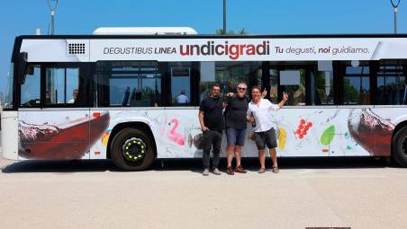 Rimini, il degustatore di vini texano scopre la Rebola sulla spiaggia