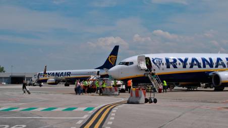 Voli Ryanair da Rimini per Breslavia, Manchester, Colonia e Catania: si parte in estate
