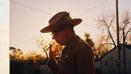 The Tomorrow Man a Ravenna: l’intimità e la forza di Micah P. Hinson al Rasi per Transmissions