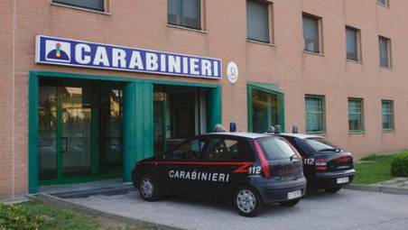 Ravenna, non si ferma all’alt dei carabinieri e fugge: clandestino arrestato ed espulso