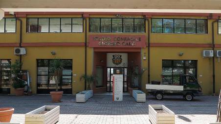 Scontri a Cattolica, perquisizioni in casa di 14 tifosi