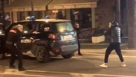 “Buttala giù, vuoi morire”? Il video del Capodanno di sangue di Villa Verucchio VIDEO