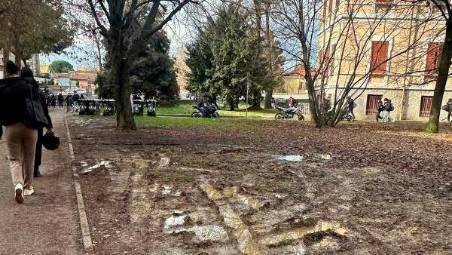 Il fango attorno all’Istituto Versari Macrelli