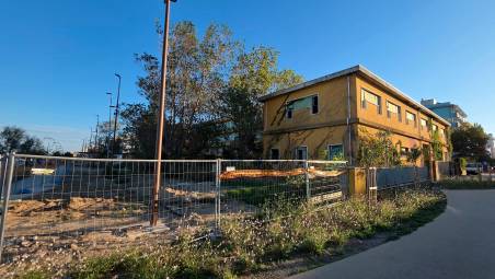 Rimini, il Comune entra in possesso dell’ex Colonia Enel: “Una ferita sul lungomare da trasformare in uno spazio pubblico”