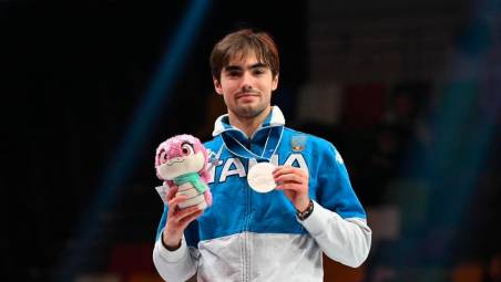 Lo spadista cervese Matteo Galassi quest’anno ha vinto l’argento mondiale Under 20 e soprattutto l’argento agli Europei assoluti