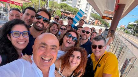 “Il bus? Una roba da signori”: Paolo Cevoli e lo spot del Metromare VIDEO