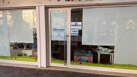 Il negozio “Bolle di Sapone” ha abbassato le serrande