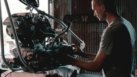 Officine e contesti industriali: il team di Zeca spiega come stanno evolvendo le esigenze operative nel 2025