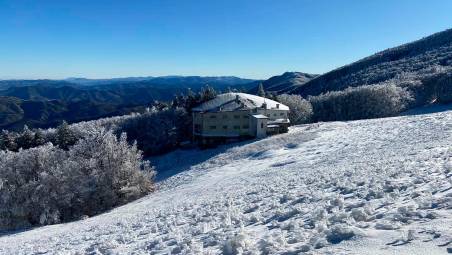 Meteo Romagna: “Accumuli di neve fino a 30 centimetri sull’Appennino”, allerta gialla e arancione giovedì 26 marzo