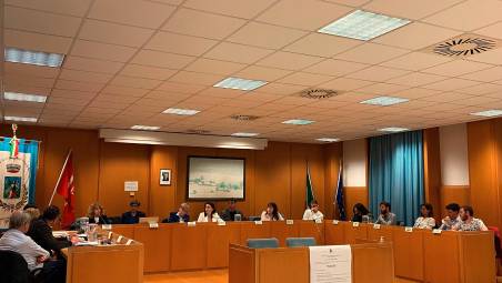 San Giovanni in Marignano. Sicurezza, verde e marketing: approvata la variazione di bilancio