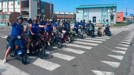 Dalla Lombardia a Rimini sui “cinquantini”, la grande festa