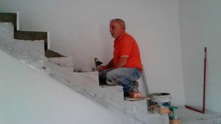 Carmelo Narcisi al lavoro in una foto tratta dal suo profilo Facebook