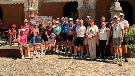 La Romagna su due ruote: Verucchio conquista i media europei tra sport, storia e mobilità sostenibile