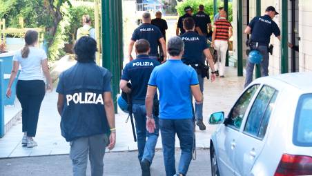 L’intervento delle forze dell’ordine (fotoservizio Manuel Migliorini)