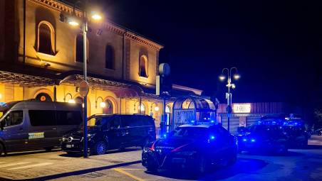 All’arrivo dei carabinieri gli aggressori si sono dileguati