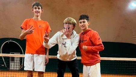 La squadra A del Ct Cesena impegnata nel trofeo Marco Bellenghi