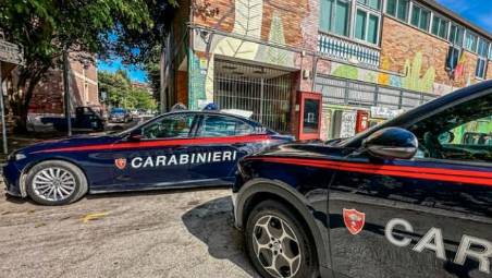 Ravenna, sanguinosa lite con coltello e collo di bottiglia: un arresto e una denuncia