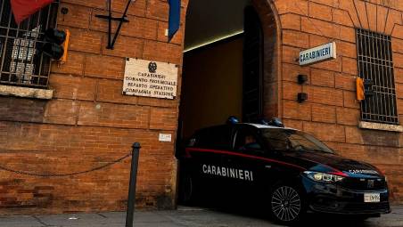 Forlì, deve scontare 4 anni e mezzo per violenza sessuale e atti persecutori: 45enne condotto in carcere