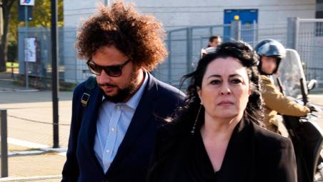 Manuela Bianchi e il suo consulente legale Davide Barzan