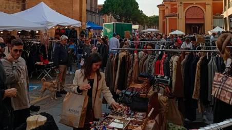 Lugo Vintage 2025, in migliaia in cerca di un’occasione a buon mercato VIDEO