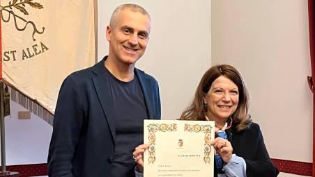 Il sindaco Jamil Sadegholvaad con Laura Fontana