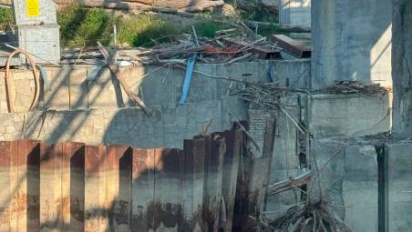 Ravenna, irrigazioni in crisi lungo il Ronco. Colpa della chiusa e di un tronco