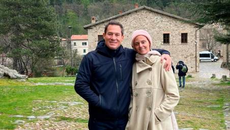 Eurico Fabbri e la moglie Cristina Biagi, entrambi 51enni. A sinistra Bernardo Fabbri partito in Brasile dalla Valmarecchia