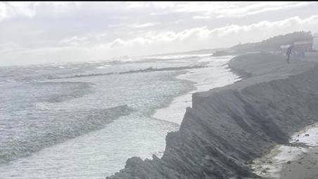 Meteo Romagna, allerta arancione per mareggiate sabato 22 novembre