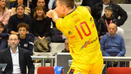 Il libero e capitano della Consar, Riccardo Goi foto massimo fiorentini