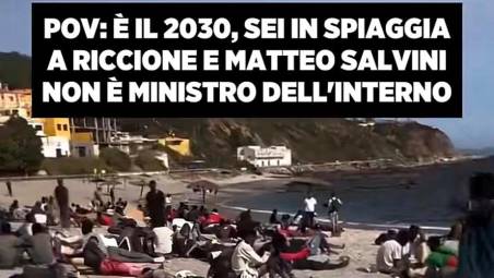 Riccione, video choc su TikTok: il Comune fa causa e chiede un milione di danni