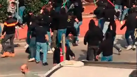 Incidenti prima di Cesena-Catanzaro: 34 daspo per un totale di 134 anni ai tifosi calabresi