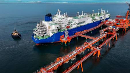 Ravenna, gas russo al rigassificatore, il sindaco: “Non sapevamo”