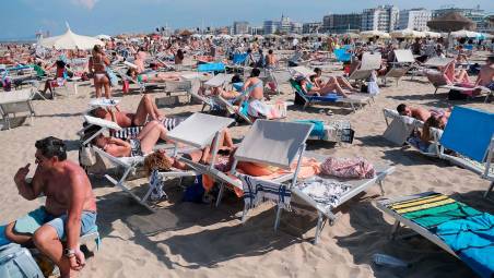 Rimini si adegua al clima che cambia: la stagione estiva si allunga fino al 22 settembre