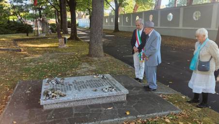 Forlì, il sindaco Zattini e il rabbino Caro hanno reso omaggio alle vittime del nazifascismo