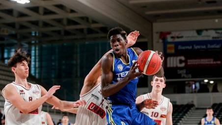 I Blacks si rinforzano sotto canestro con Falilou Mbacke
