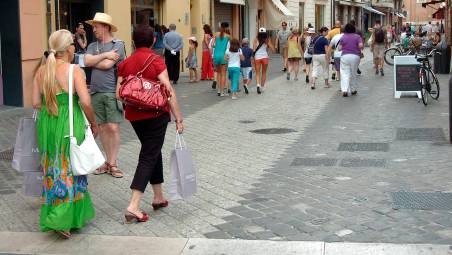 Turisti in centro a Ravenn