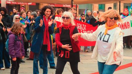 Ravenna. Lo “sfilotto”, il corteo per le donne e per la pace FOTOGALLERY Massimo Fiorentini