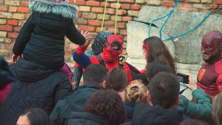 Ravenna. I Supereroi si calano dal campanile FOTOGALLERY