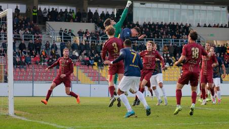 Una fase di Ravenna-Tau di campionato dello scorso novembre (Fiorentini)